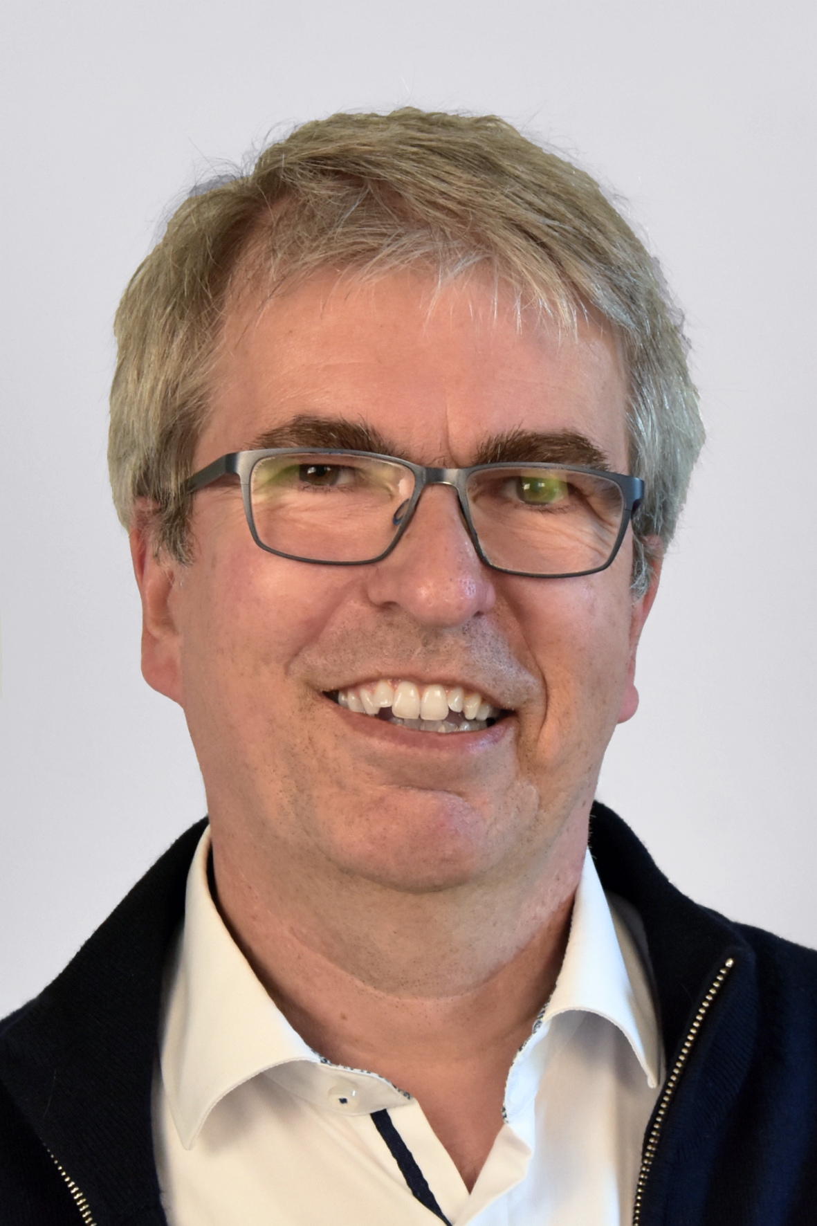 Dr. Andreas Gäumann